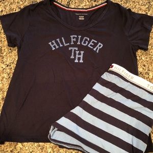 Tommy Hilfiger Ladies 2-pc PJs Shorts set • XL